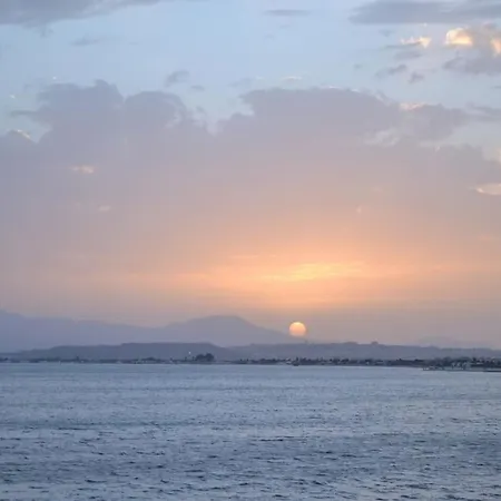 度假居 La Tua Vicino Al Mare In Costa Di Sopra, Sardegna 弗里米尼迪夸尔图